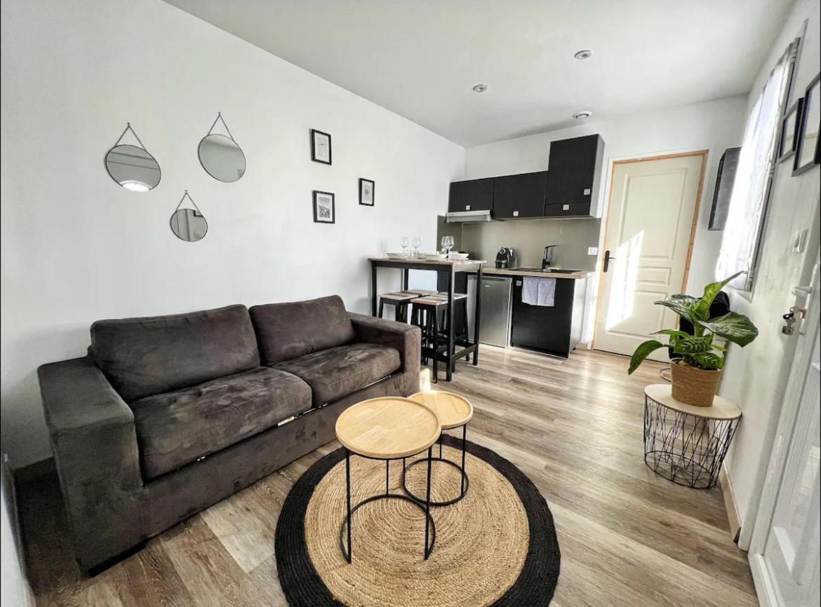 Joli Appartement Avec Parking La Rochelle  Esterno foto
